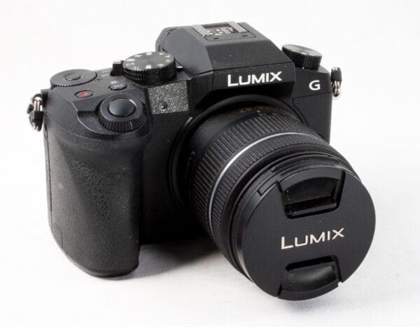 Panasonic Lumix G7 14-42
