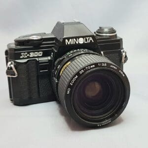 Minolta X-300 + 35-70mm