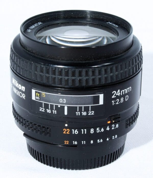 Nikon 24mm f2.8 D