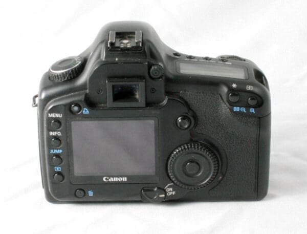 Canon EOS 5D body - Image 2