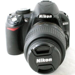Nikon D3100 18-55mm f3.5-5.6 VR