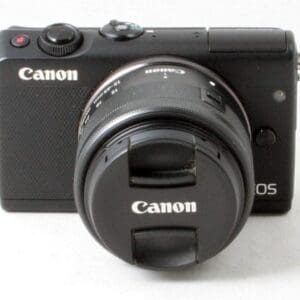 Canon EOS M100 15-45mm f3.5-6.3 IS STM