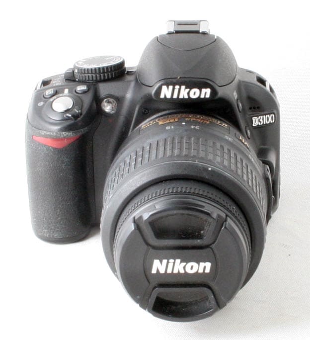 Nikon D3100 18-55mm f3.5-5.6