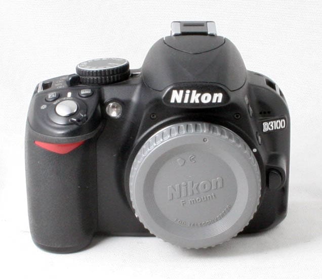 Nikon D3100 body