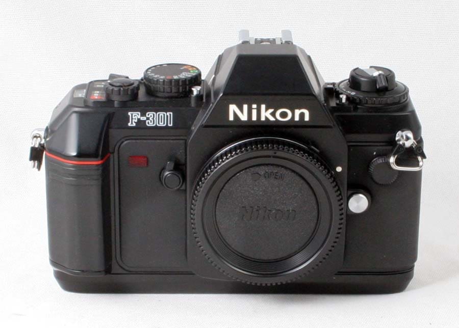 Nikon F-301 body