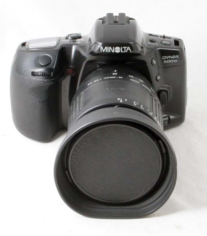 Minolta Dynax 500si Sigma 28-200mm