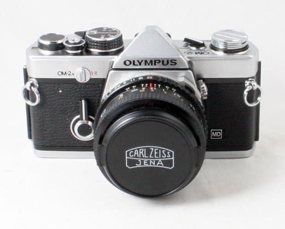 Olympus OM-2n MD  CZ 28mm f2.8
