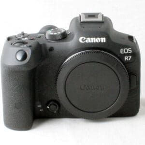 Canon EOS R7 body