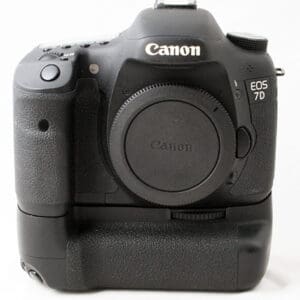 Canon EOS 7D body, includes BG-E7 battery grip and both batteries