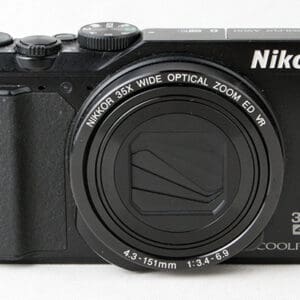 Nikon Coolpix A900